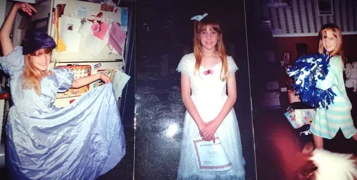 La autora a los 11 años jugando a disfrazarse, actuando en su primer recital de voz y preparándose para hacer una prueba para ser animadora.