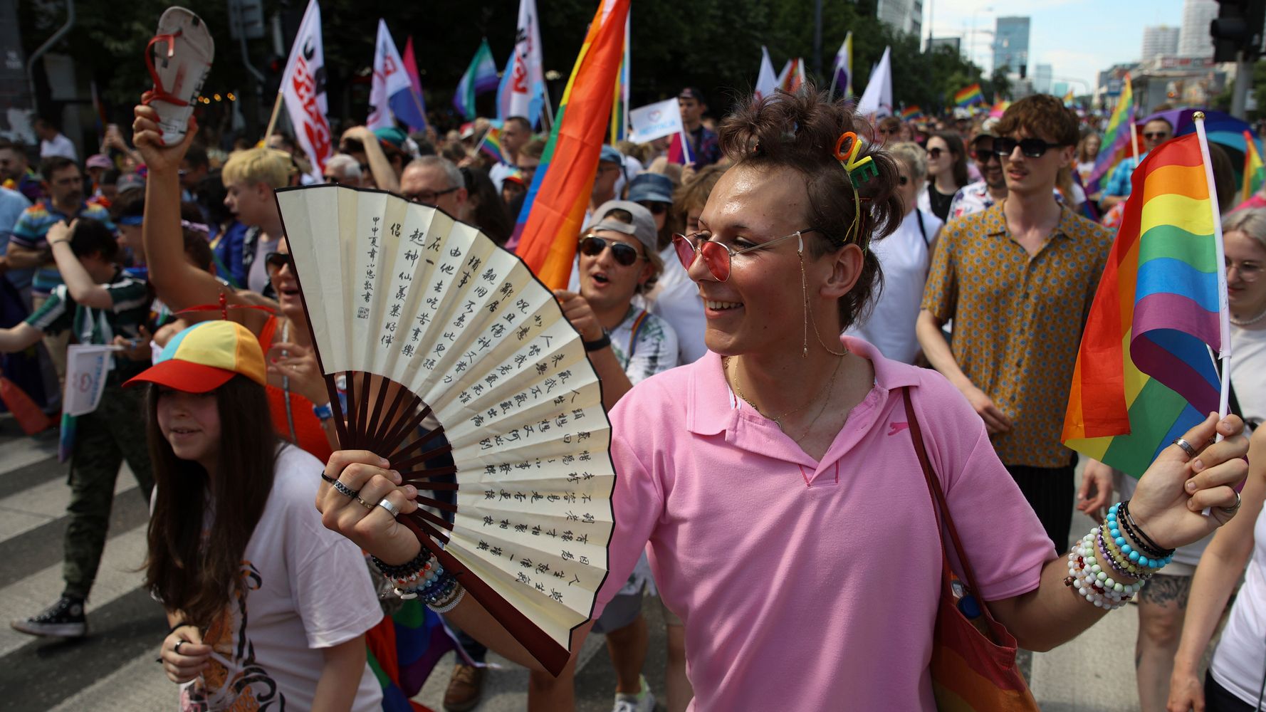 Le défilé de la fierté de Kyiv devient une marche pour la paix à Varsovie