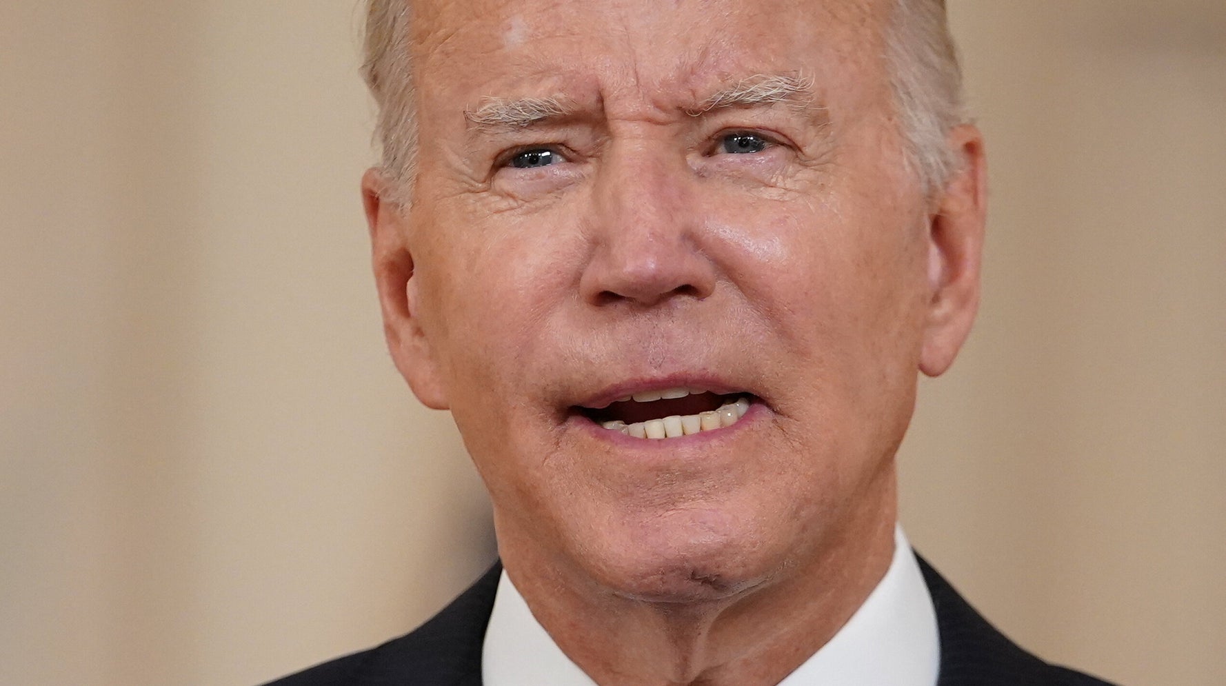Biden Quickly Shuts Down Democrats’ Calls To Expand Court Post-Roe Decision Biden Quickly Shuts Down Democrats’ Calls To Expand Court Post-Roe Decision