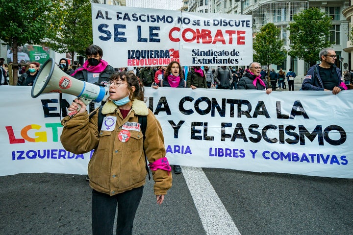 Manifestación en defensa de los derechos LGTBiq+ en Madrid.