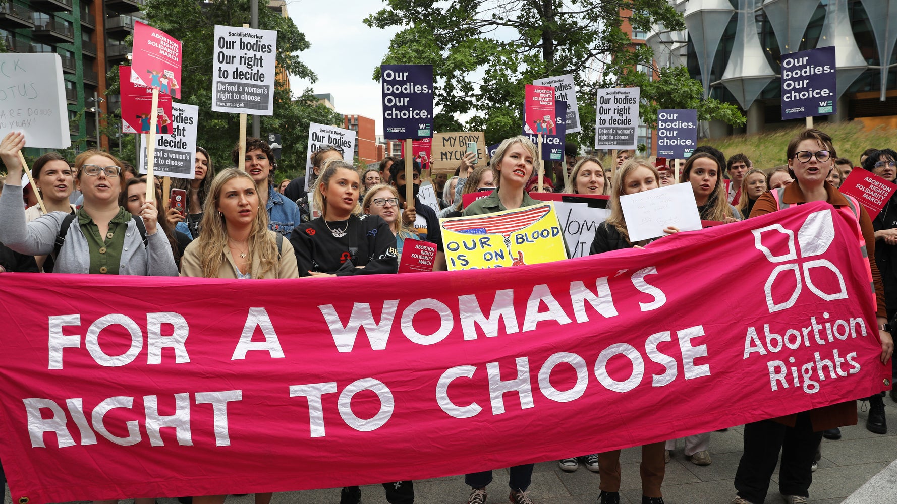 Roe V Wade: What Does The US Ruling On Abortion Rights Mean For The UK? - Vimarsana News