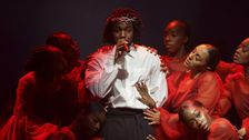 

    Kendrick Lamar Closes Glastonbury Festival With Call For Women's Rights

