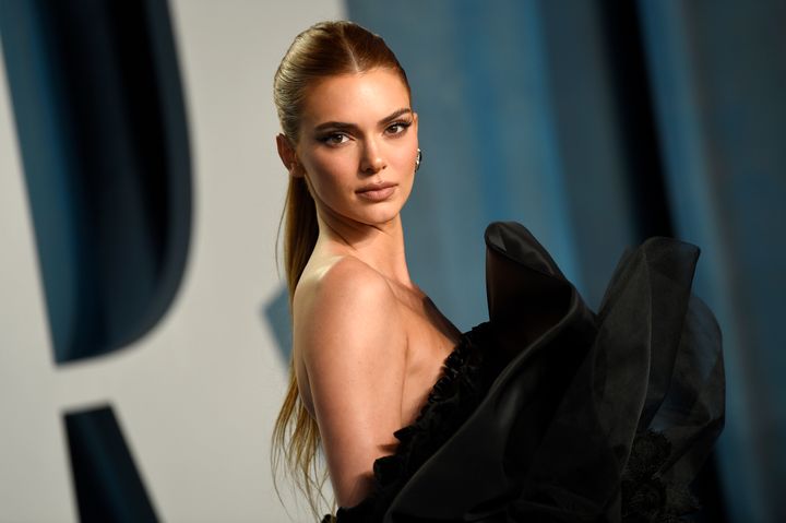 La modelo Kendall, en la fiesta Vanity Fair tras los Oscar de 2022.