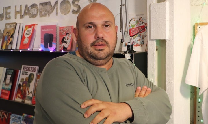 El escritor y periodista Raúl Solís.