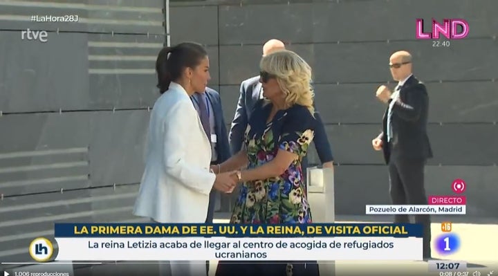 El saludo de Letizia con Jill Biden.