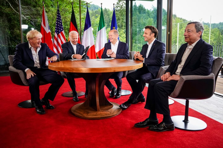 Encuentro durante la cumbre del G7.