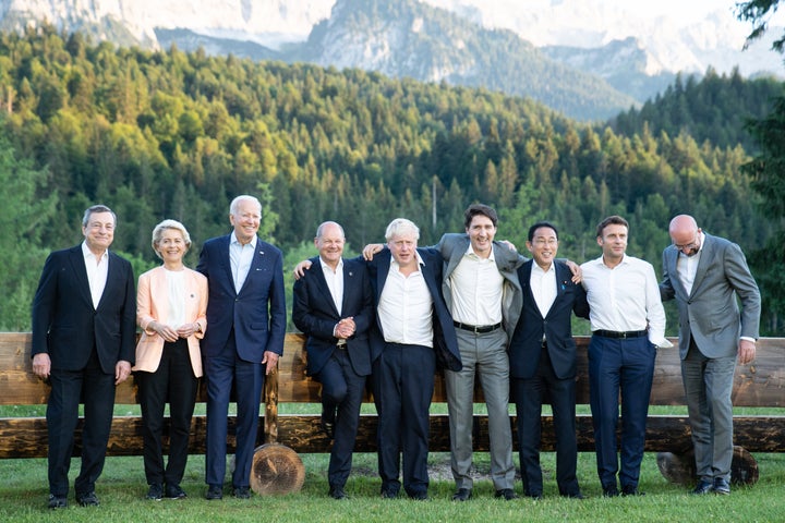 The G7 leaders with representatives from the EU