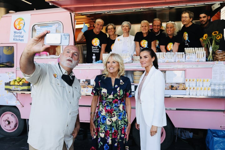 La reina Letizia y Jill Biden con el Chef Jose Andrés.