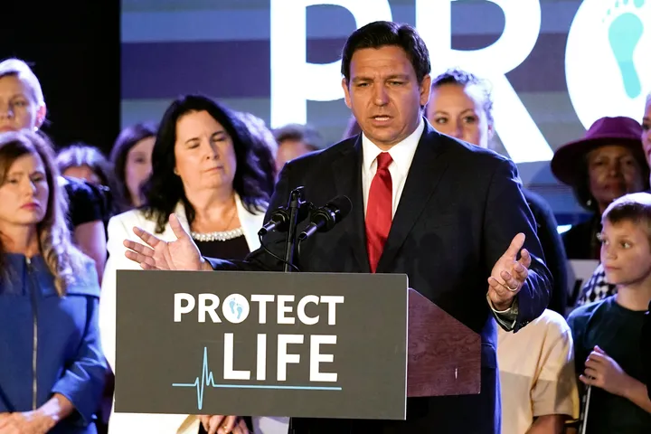 Judge blocks Florida abortion ban