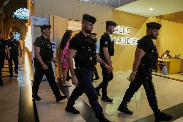 Les vingt accusés au procès du 13-Novembre ont été condamnés, ce mercredi 29 juin, par la cour d’assises spéciale de Paris à des peines allant de 2 ans d’emprisonnement à la perpétuité.