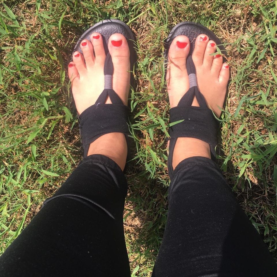 Sanuk Yoga Sling 2 Sandals Womens Size 9 Orange Summer Yoga Mat Shoes Flats