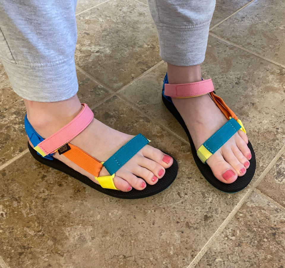 Do these Tevas look like they fit? Had to size up or down, chose to size  down but having second thoughts : r/BarefootRunning