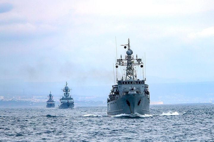 Buques de la armada rusa en el Mar Negro.