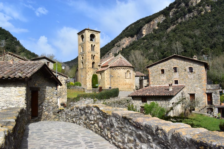 Beget, situado en un bonito pareja natural.