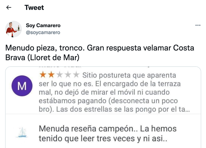 Tuit de Soy Camarero con una captura de una reseña.