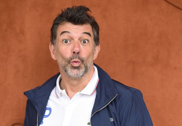 Stéphane Plaza fait le pitre devant les photographes à Roland Garros le 9 juin 2019, entre deux tournages pour M6.
