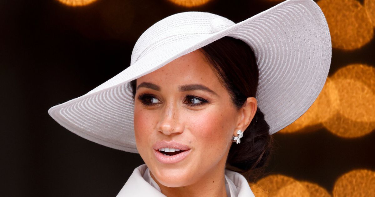 2 London Cops Fired After Racist Post About Meghan Markle