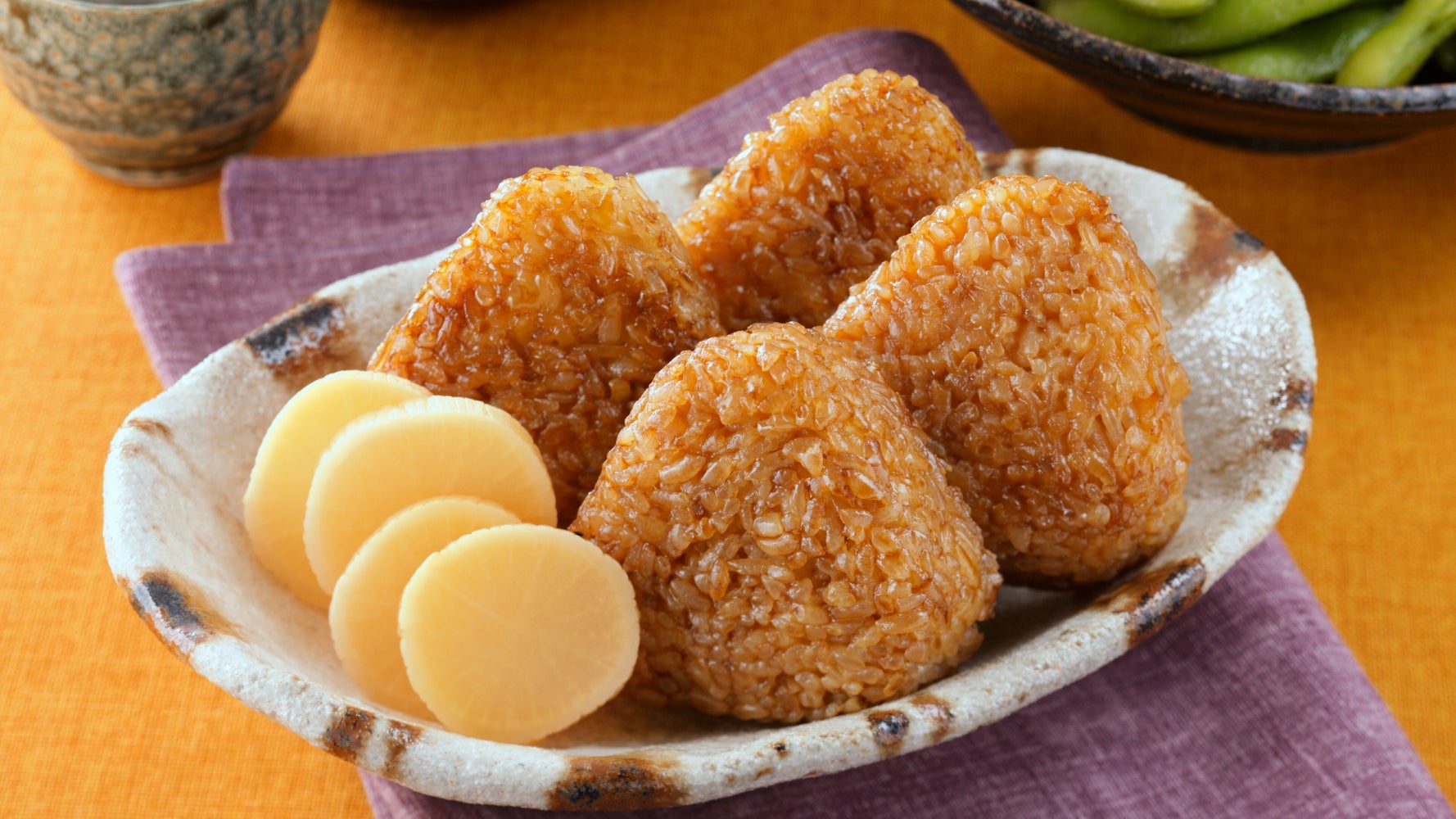 知ってる 焼きおにぎり を全面カリカリにする方法 フライパンではなく あれ を使うと香ばしい ハフポスト Life