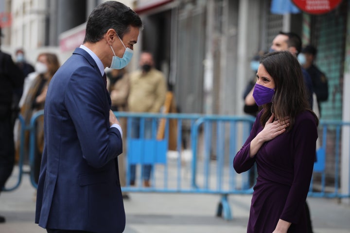 Pedro Sánchez e Irene Montero.