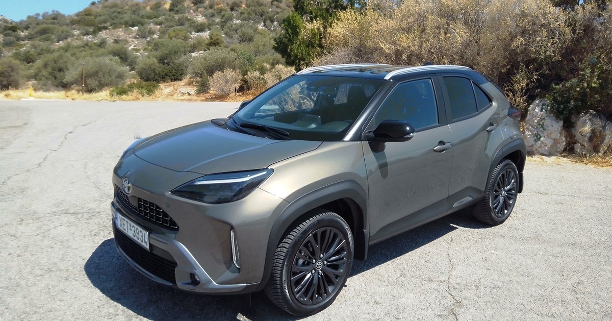 Οδηγούμε το Toyota Yaris Cross Hybrid | HuffPost Greece Mobility