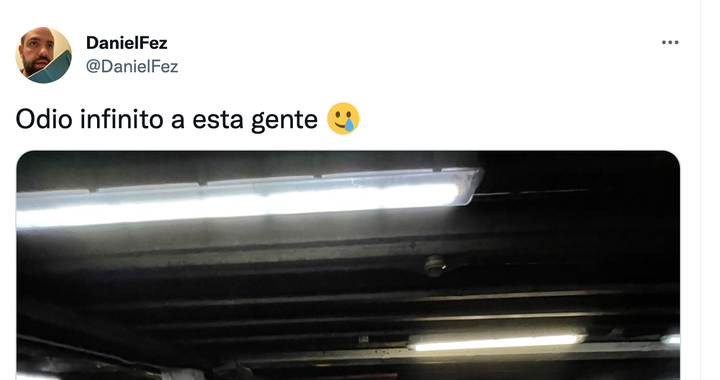 La imagen que ha publicado Daniel Fez e indigna en Twitter.