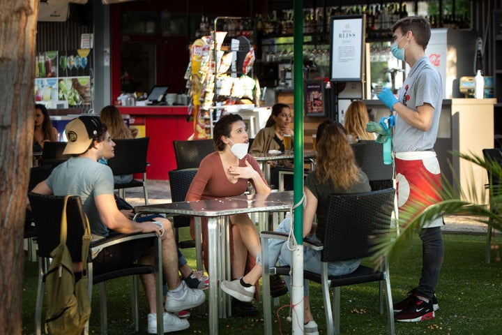 El sector servicios supuso la mayor creación de empleo.