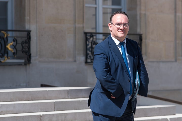 Damien Abad, exministro francés de Solidaridad, acusado de abusos sexuales.