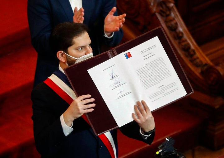 Gabriel Boric presenta el borrador de la nueva Constitución.