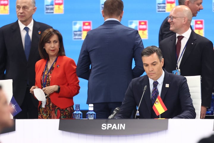 Pedro Sánchez y Margarita Robles.