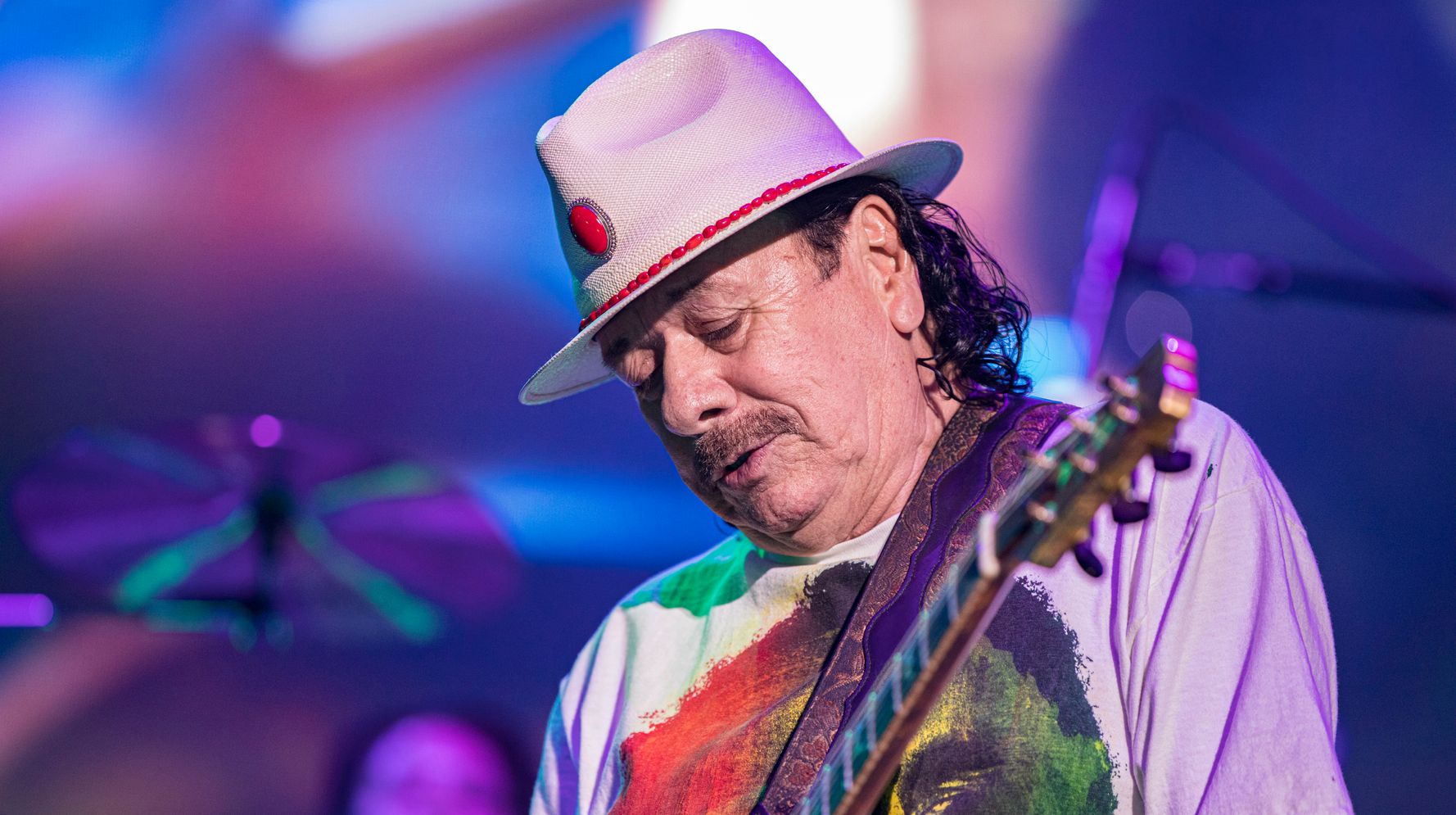 Rock Legend Carlos Santana Collapses On Stage