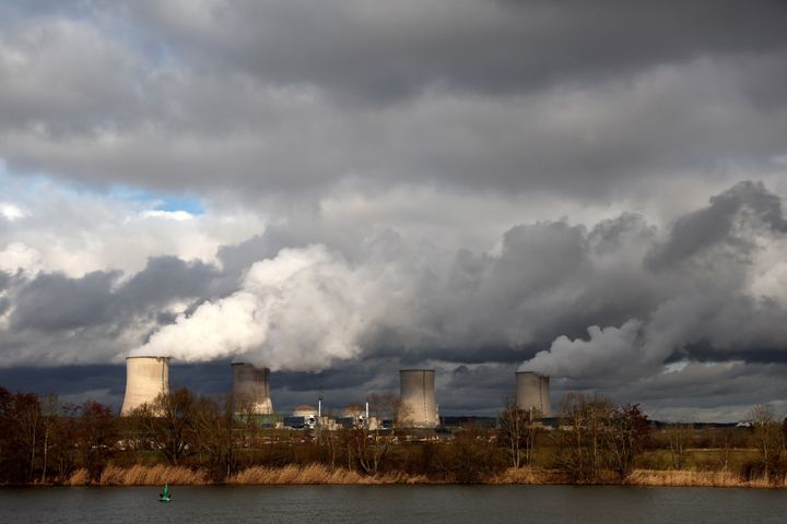 Γενική άποψη μονάδας παραγωγής πυρηνικής ενέργειας της Electricite de France (EDF) στο Κατενόμ της Γαλλίας. February 14, 2022. REUTERS/Pascal Rossignol/