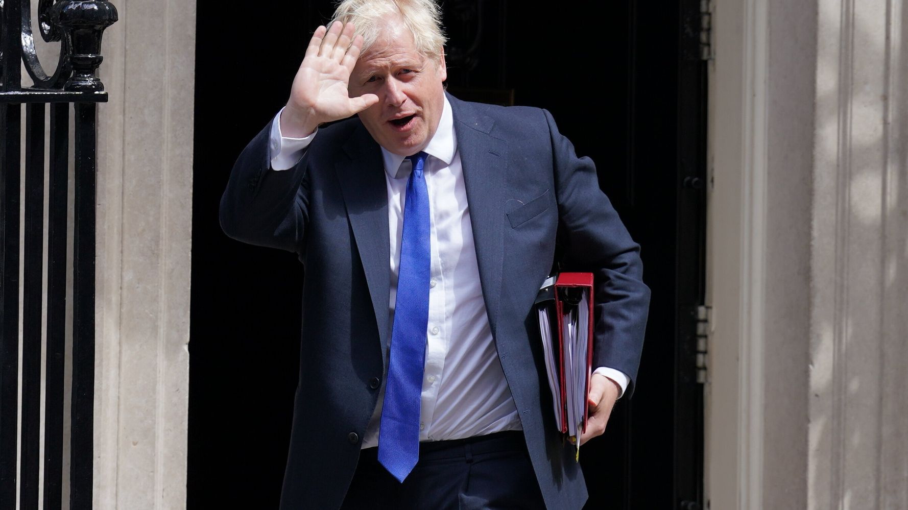 Boris Johnson Vows To Fight On Regardless of Cabinet Ministers Telling Him To Quit