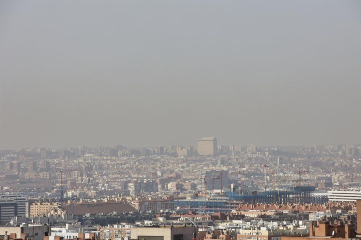 La boina de contaminación en Madrid.