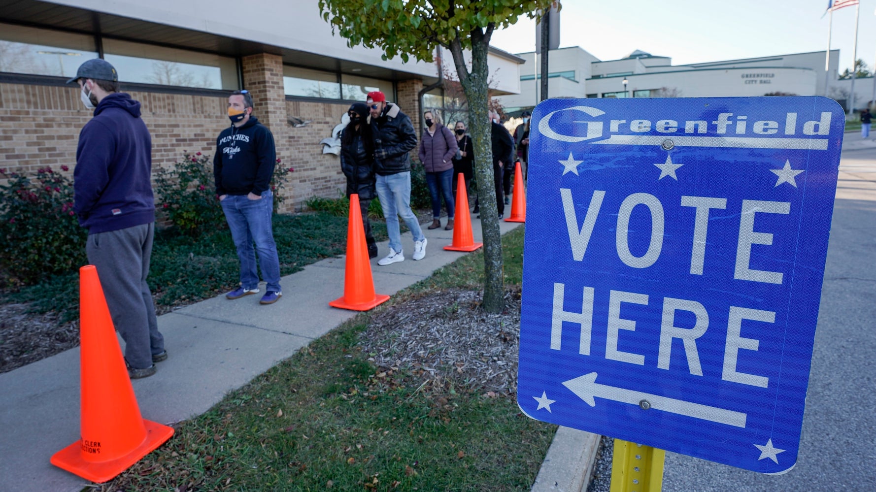 Wisconsin Supreme Court Disallows Absentee Ballot Drop Boxes - Vimarsana News