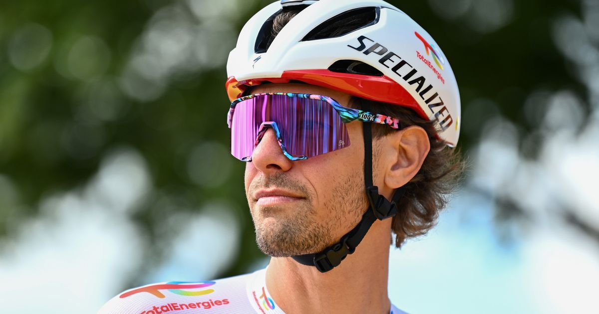 Tour De France Cyclist Breaks Neck After High-Speed Crash With Fans