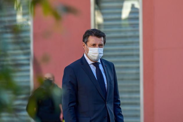 Christian Estrosi voulait imposer le port du masque dans les transports en commun à Nice à partir du 11 juillet. La justice a suspendu son arrêté.