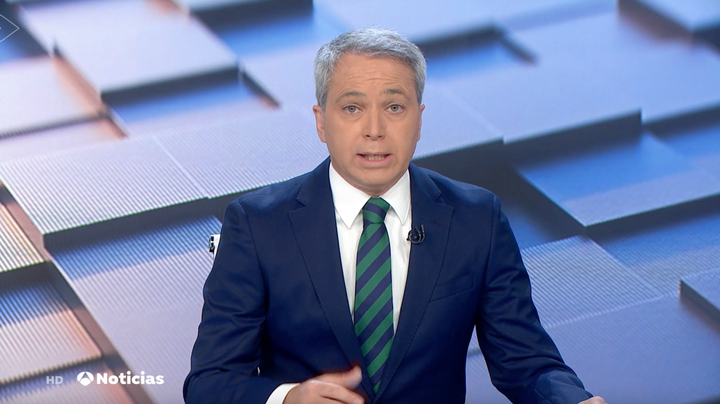 Vicente Vallés este viernes 8 de julio en el plató de Antena 3 Noticias.
