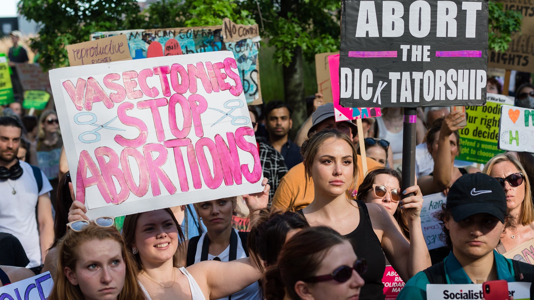 Activist Group Offers Up To 0 For Public Sightings Of Conservative Supreme Court Justices Activist Group Offers Up To 0 For Public Sightings Of Conservative Supreme Court Justices