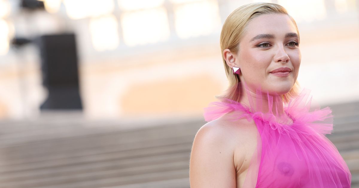 Florence Pugh Wants To Know Why Are You So Afraid Of Breasts 4492