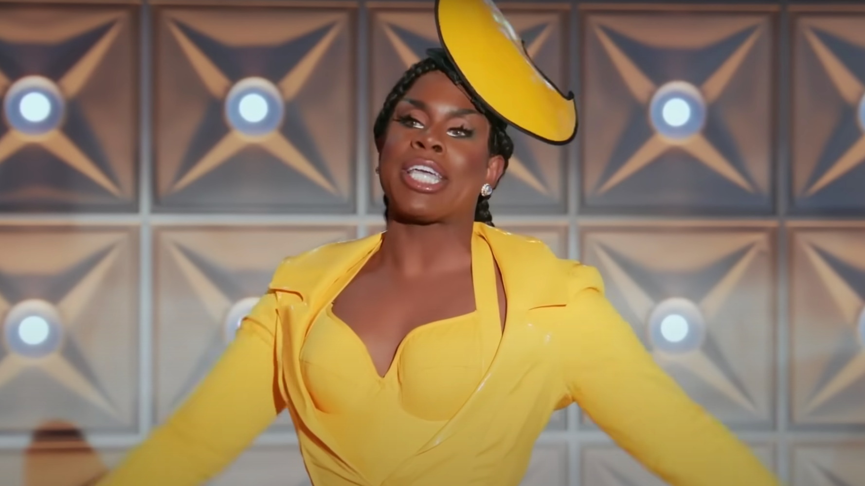 RuPaul's Drag Race Fans Excitedly Share Their Top Picks For Show's Next 'Spoken Word Lip Sync' - Vimarsana News