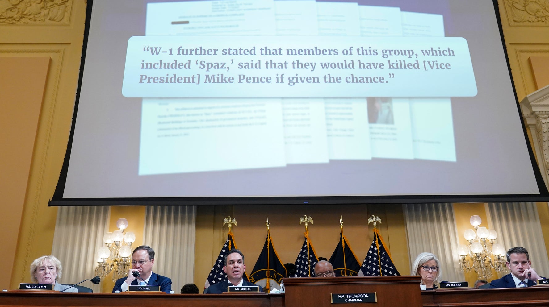 Audience du 6 janvier pour établir les liens entre les conseillers de Trump et les groupes qui ont attaqué le Capitole