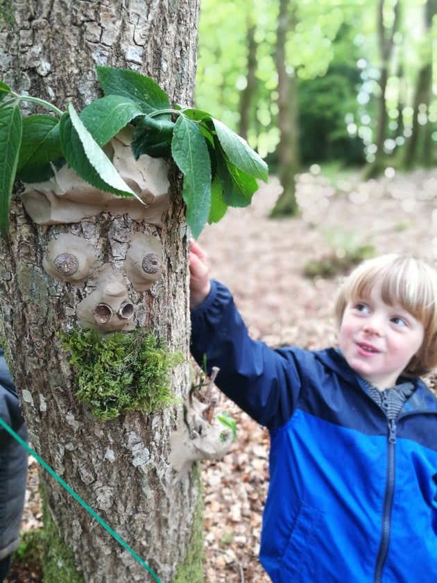 Contrairement aux idées reçues, la boue de la forêt est en fait très propre