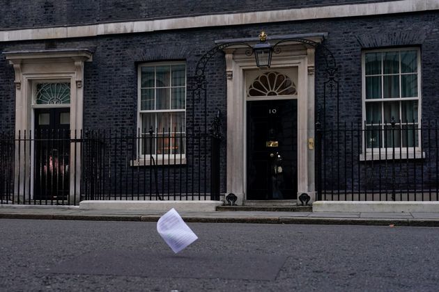 Le successeur de Boris Johnson se trouve parmi ses huit candidats (Le 10 Downing Street par AP Photo/Alberto Pezzali)