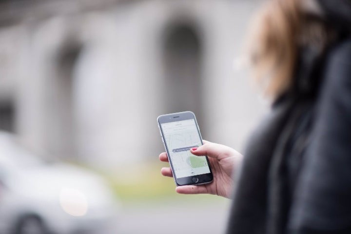 Una usuaria de Uber.