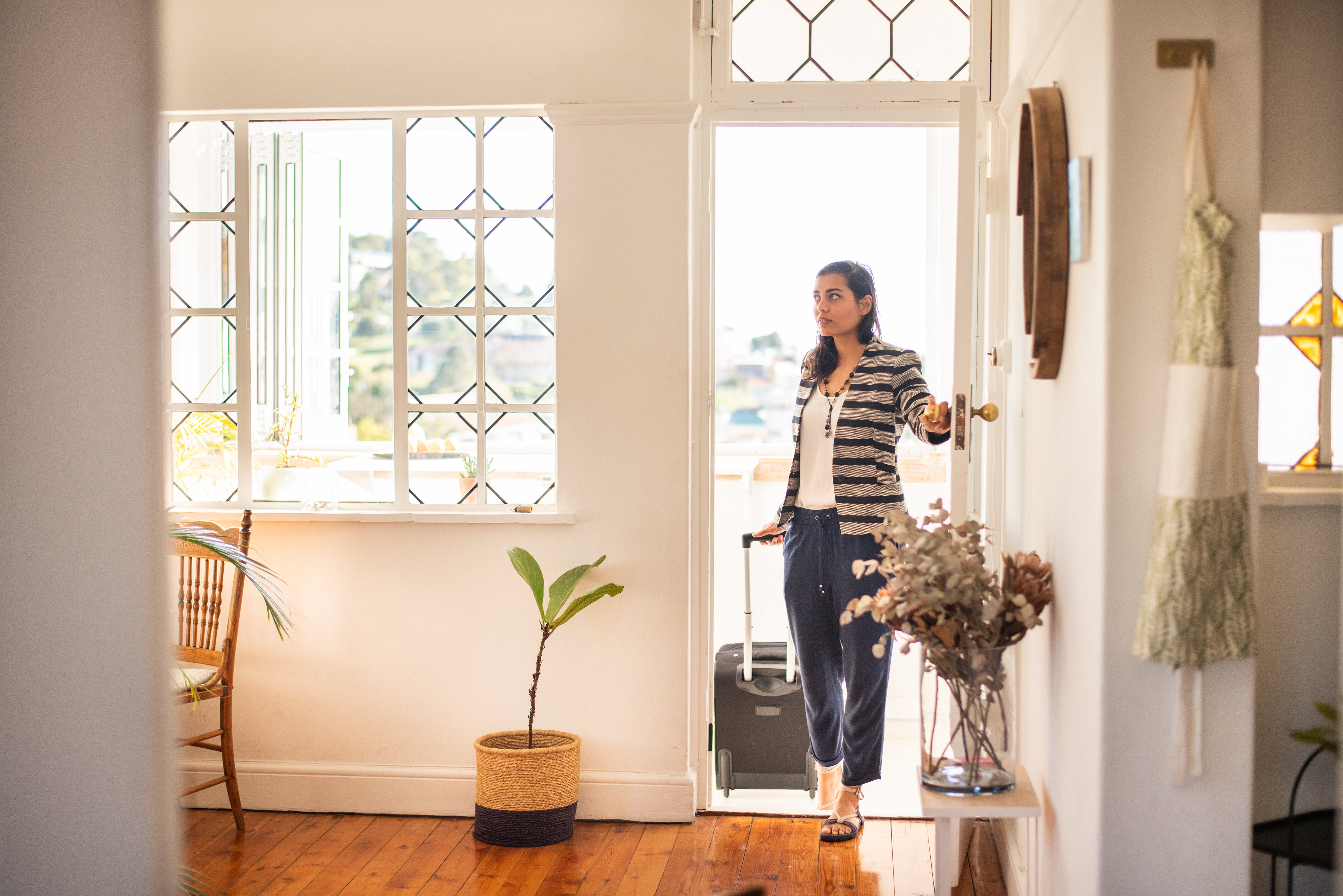 When You Get To Your Airbnb, Do These 6 Things For Your Safety HuffPost Life picture