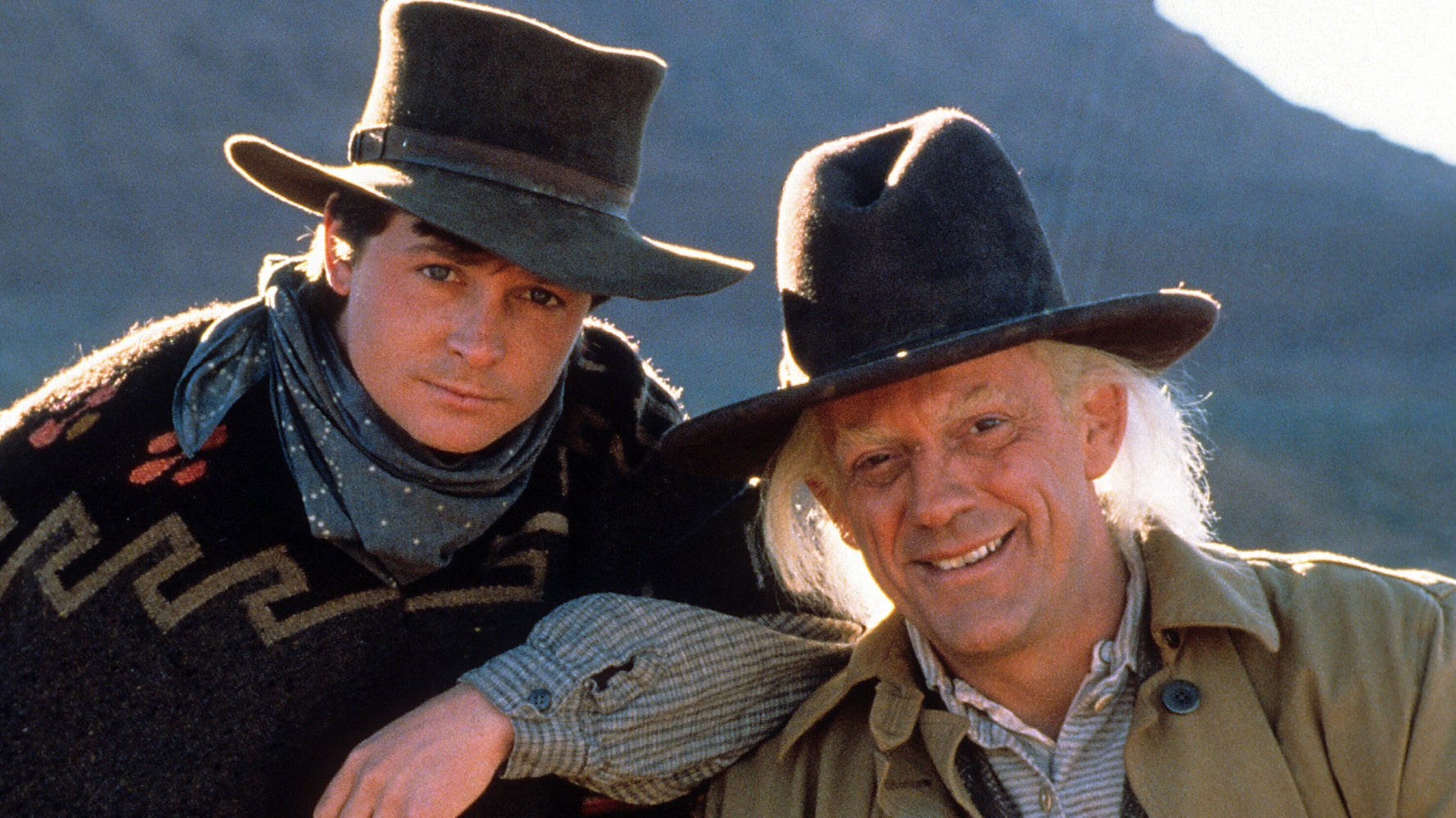 バック トゥ ザ フューチャー のキャスト2人 今どうしてる 40年近く続く友情が素敵 画像集 ハフポスト アートとカルチャー バック トゥ ザ フューチャー のキャスト2人 今どうしてる 40年近く続く友情が素敵 画像集 ハフポスト アートとカルチャー