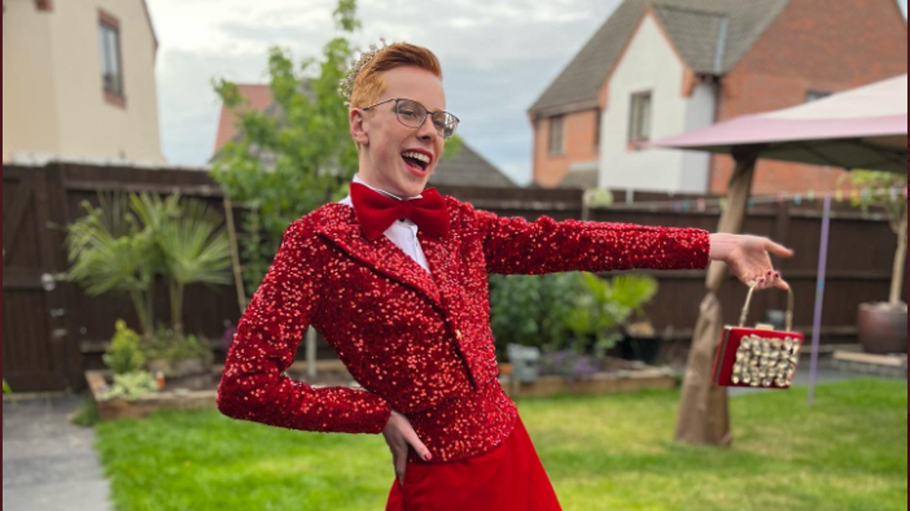 Avec une robe inspirée d'une tenue de Billy Porter, cet ado a fait fureur à son bal de promo