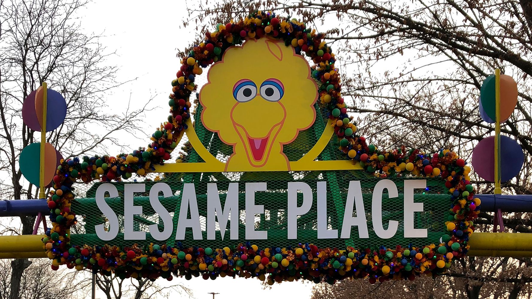 Sesame Place Under Fire After Muppet Character Appears To Snub 2 Black Girls