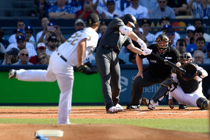 MLBオールスター初ヒットはカーショー投手からだった