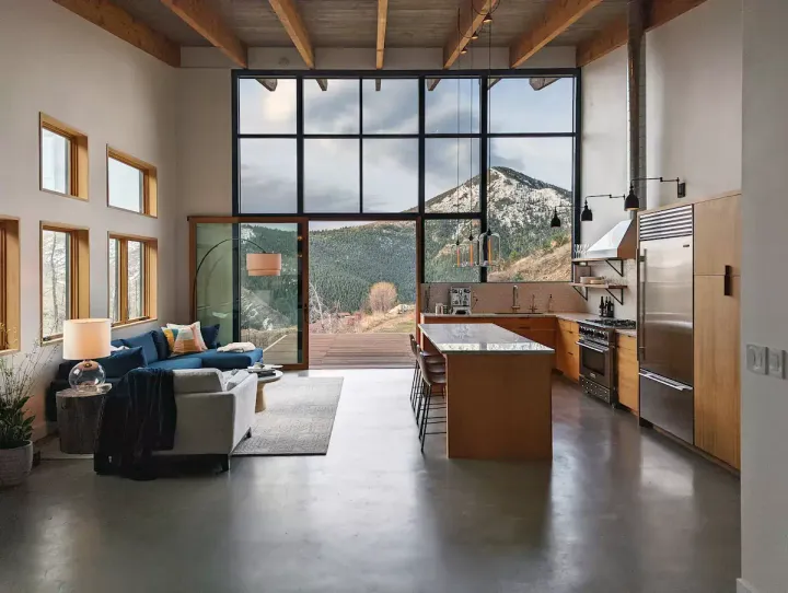 A modern secluded mountain home near Boulder.